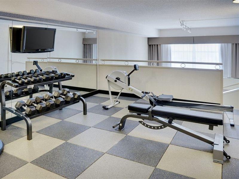 Holiday Inn Hotel & Suites London By Ihg Екстер'єр фото